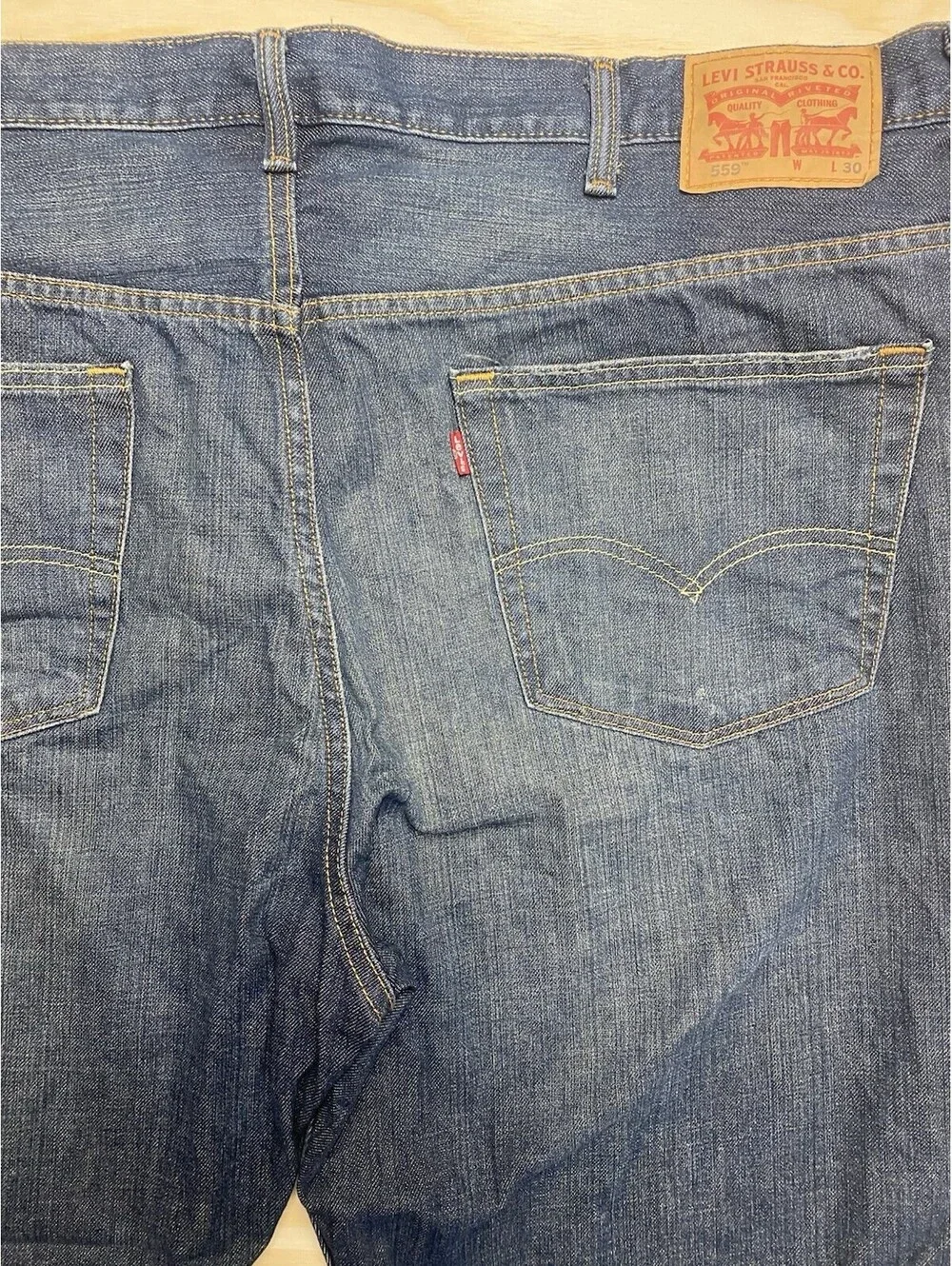 Levi’s 559 Relaxed Straight Men’s Blue Jeans W48 L30 Dark Wash Denim Pants